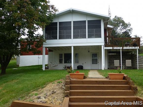 1st image of 303 Dogwood Pl