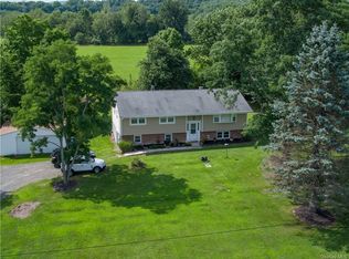 11 Highland Lake Rd, Middletown, NY 10940