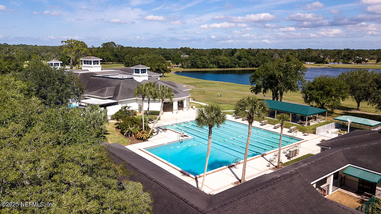 5 bed, 7.0 bath, 7175 sqft, $17,800 — Photo 2