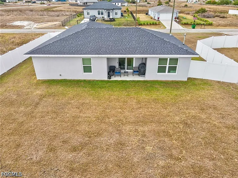 7024 Hero Cir — Photo 4
