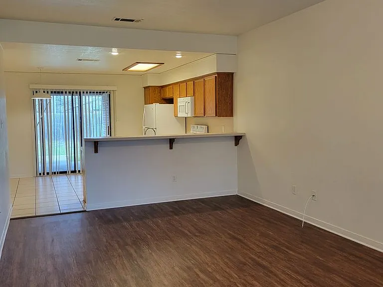223 E Beeline Ln #A — Photo 6