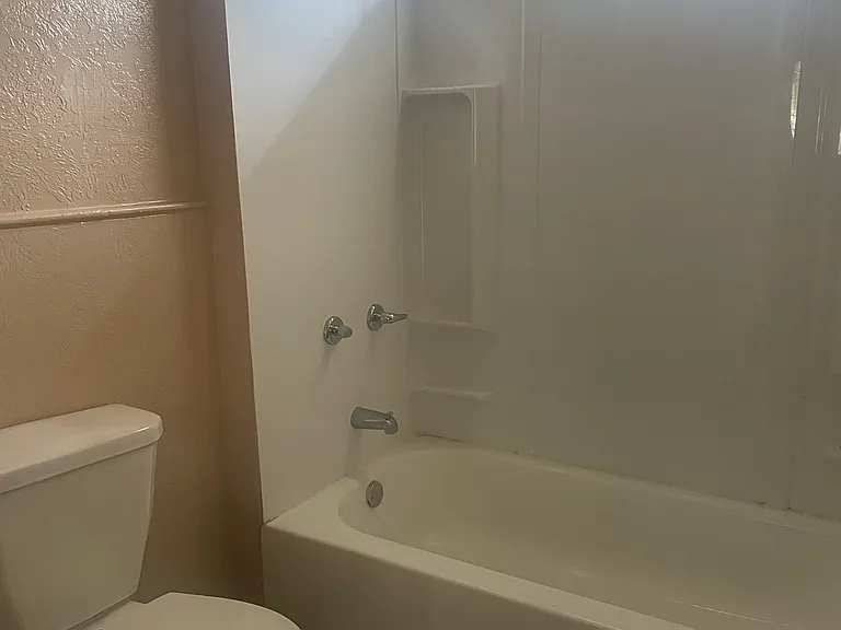 4397 Sullivan St — Photo 3