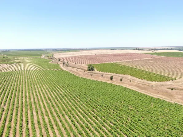 30222 N Mackville Rd, Clements, CA 95227