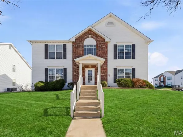 632 Homerun Dr #33N, O'Fallon, MO 63366