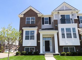 151 Chester Arthur Dr, Canton, MI 48188
