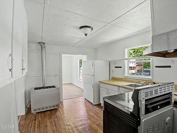5th image of 510 Barnes Dr