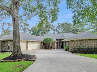 3150 Lake Island Dr, Montgomery, TX 77356