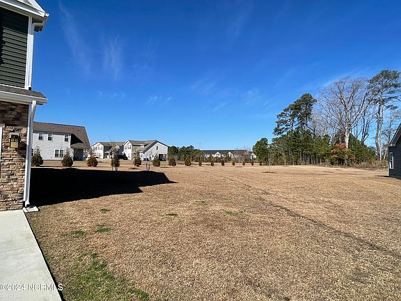 2nd image of 1811 Fox Den Way #6