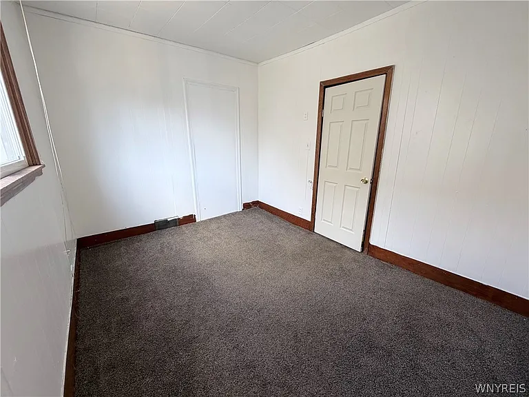 901 S Park Ave #LOWER — Photo 39