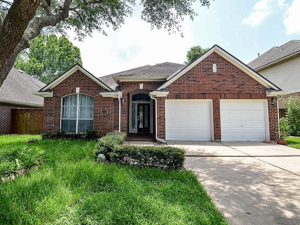1st image of 4222 Lakeshore Forest Dr
