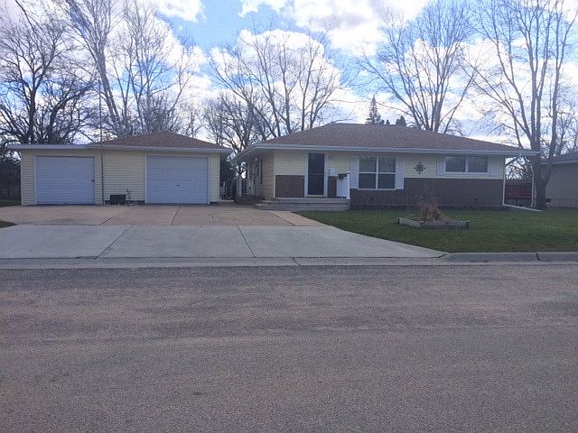 1st image of 108 Mulford Dr