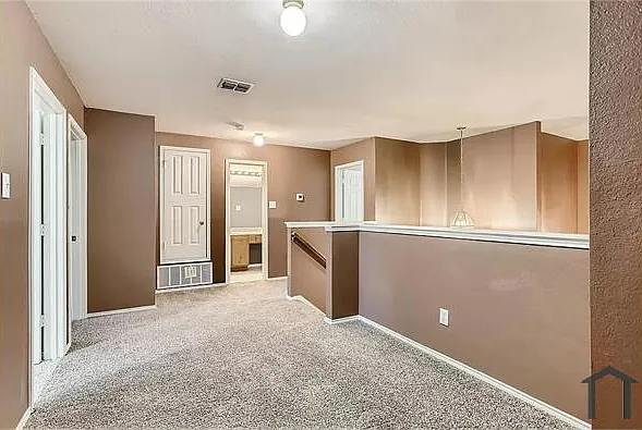 8502 Seafield Ln — Photo 18