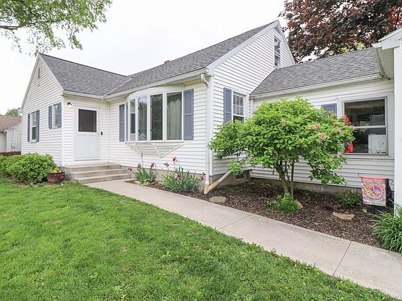 2nd image of 623 Bendle Ave