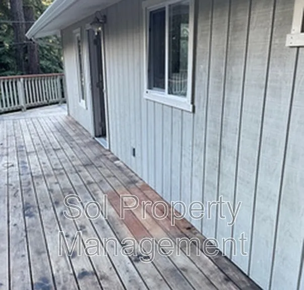 175 S Redwood Dr — Photo 26