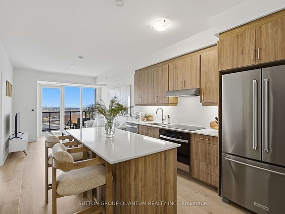 3rd image of 1035 Southdown Rd #1903