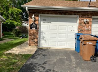 248 Polo Club Dr, Glendale Heights, IL