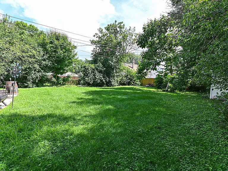 8761 W Adler St #2 — Photo 24