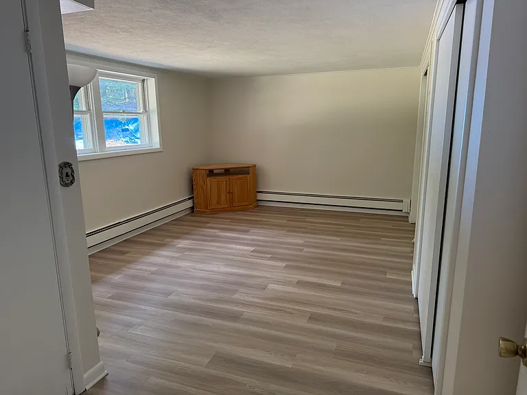 38 Nursery St — Photo 16