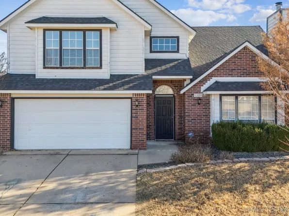 5309 S Maple Pl, Broken Arrow, OK 74011