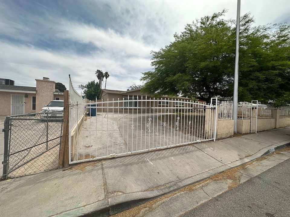 1st image of 4521 Swandale Ave