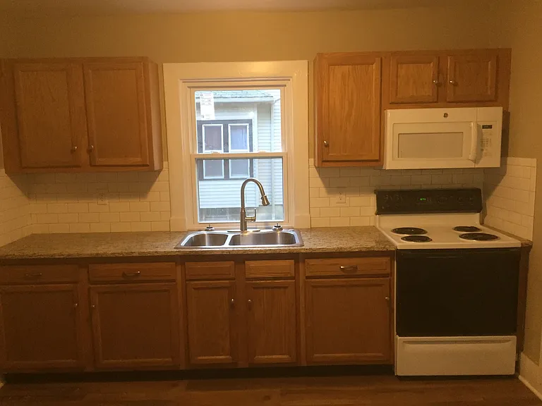 7617 N Dixie Dr — Photo 11