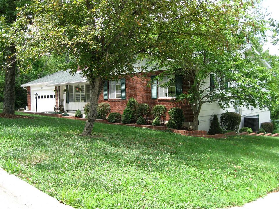 1st image of 29 Canterbury Dr