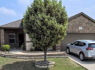 1960 Kachina Lodge Rd, Fort Worth, TX 76131