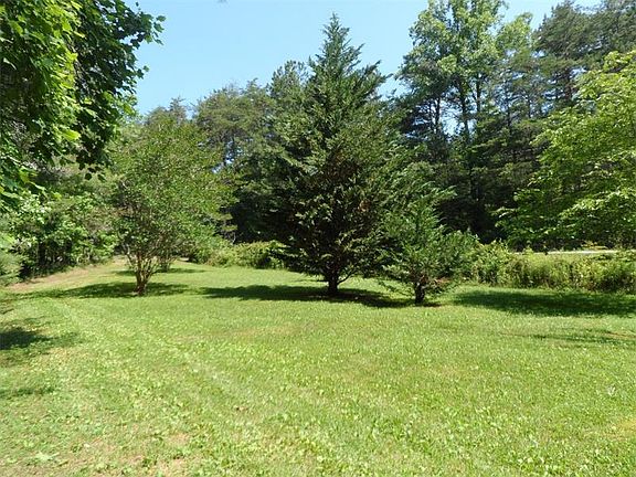 4th image of 1001 Amicalola Dr