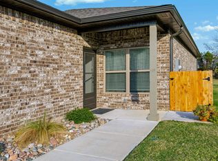 384 Turnberry Ct, Mountain Home, AR 72653