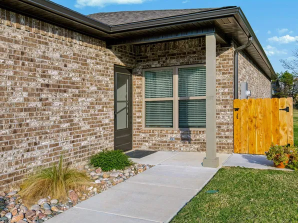 384 Turnberry Ct, Mountain Home, AR 72653