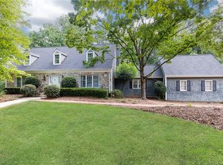 8205 Innsbruck Dr, Sandy Springs, GA 30350