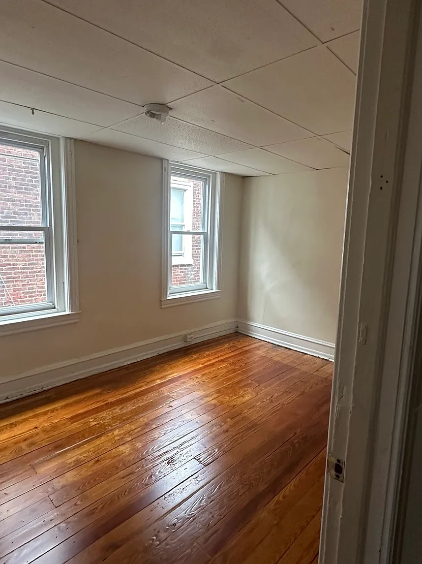 3 bed, $1,795 — Photo 3