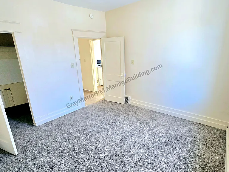 330 Hess Ave #2 — Photo 7