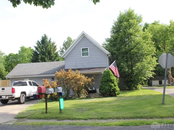 10354 Black Fox Trl, Piqua, OH 45356