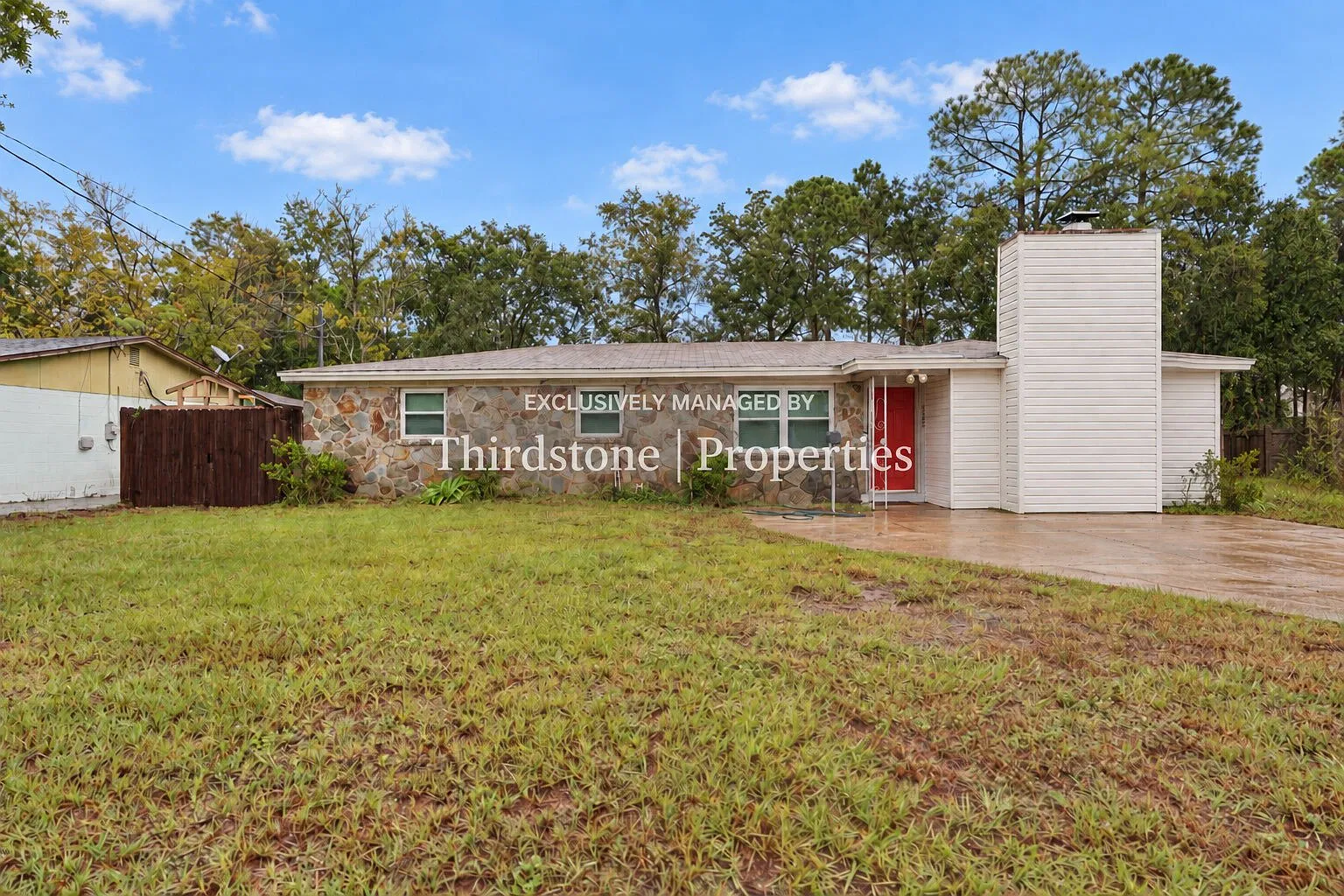 2867 E Goldenrod Cir, Jacksonville, FL 32246 — Photo 1