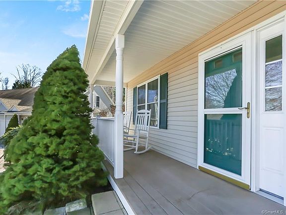 2nd image of 326 Spruce Hill Dr #326A