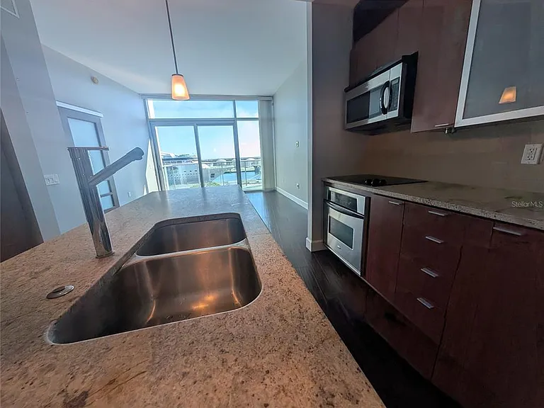 912 Channelside Dr #2803 — Photo 5