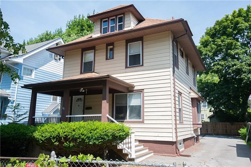84 Ellicott St photo 1