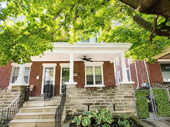 495 Lemonte St, Philadelphia, PA 19128