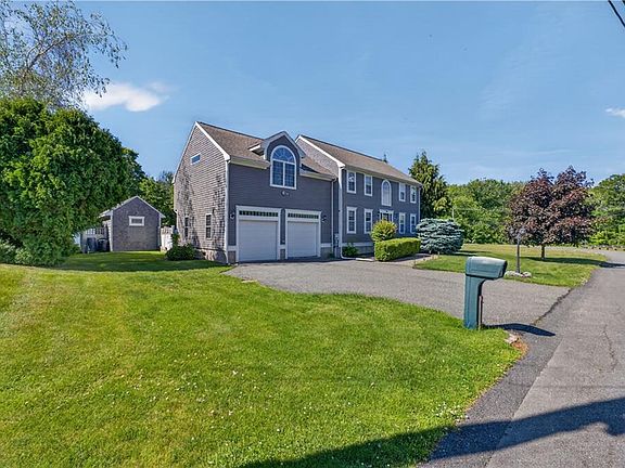 2nd image of 185 Rosewood Rd