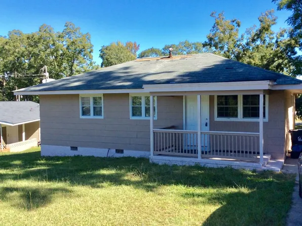 138 Stuart Cir SE, Milledgeville, GA 31061