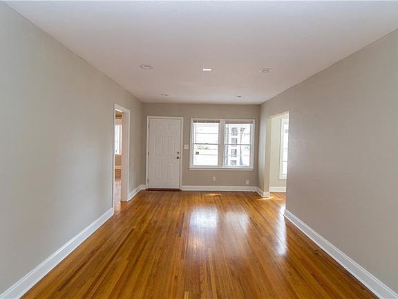 5th image of 4012 N Munro Ave