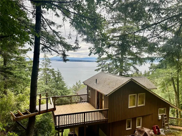 330 Day Lake Road, Orcas Island, WA 98245