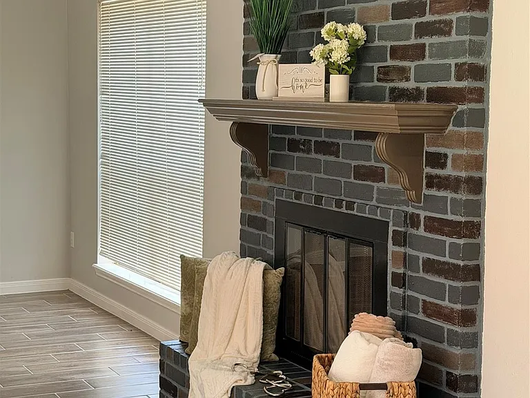 7846 Bankside Dr — Photo 10