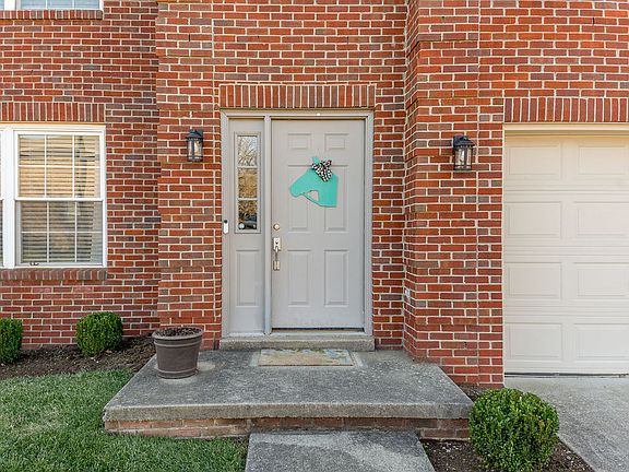 4th image of 2133 Sovereign Ln