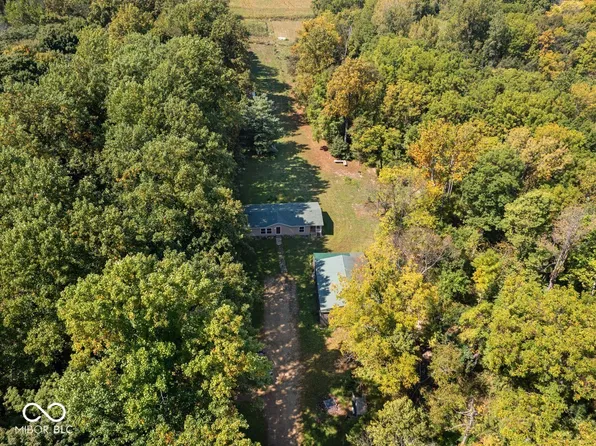 27177 McQueen Rd, Laurel, IN 47024
