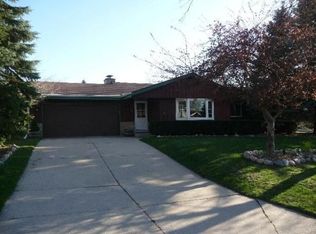 3663 W Central Ave, Franklin, WI 53132