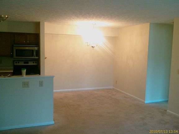 5th image of Aspen Glen Dr