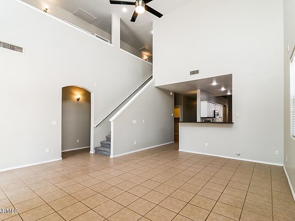 4th image of 42479 W SOMERSET Drive