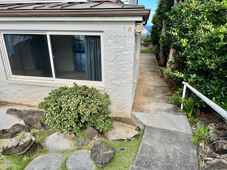 1465 Laamia St — Photo 4